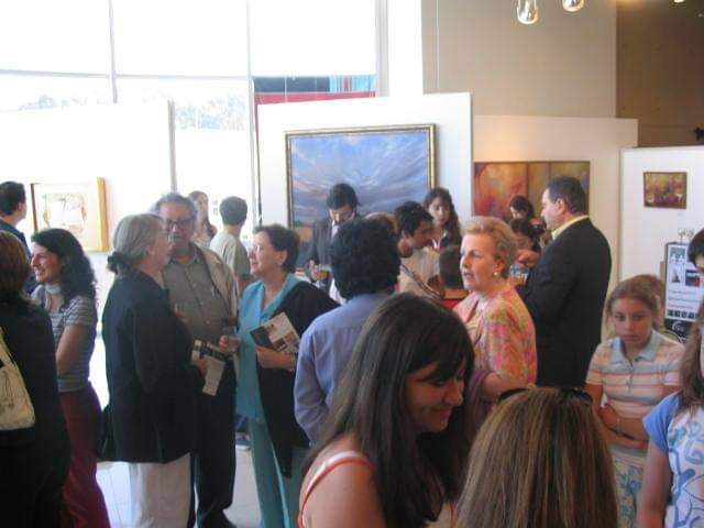 Público en Galería de Arte Pencopolitana. Público
