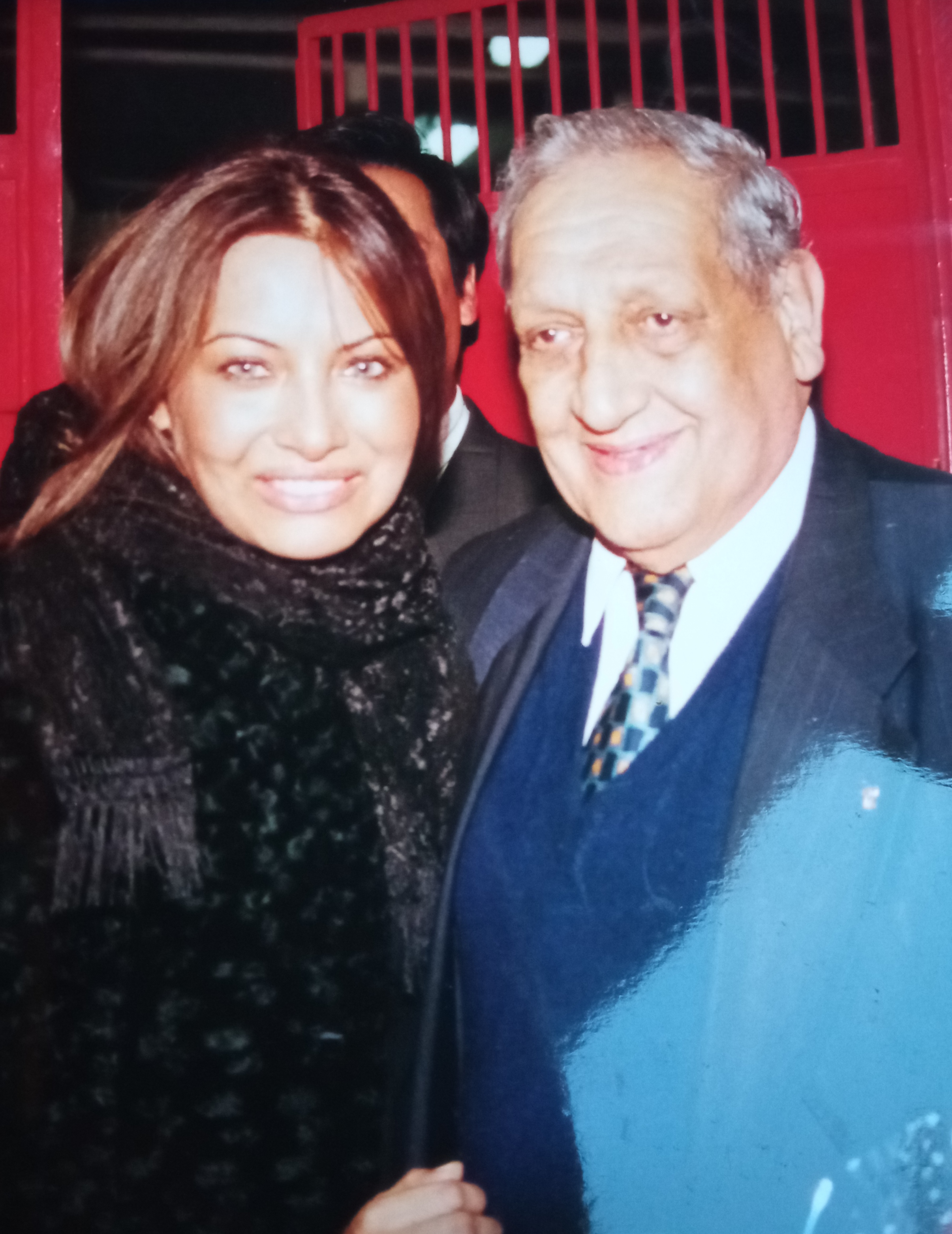 Myriam Hernández y Leocán Portus, alcalde de Talcahuano, antes del concierto en La Tortuga. Myriam Hernández y Leocán Portus, alcalde de Talcahuano, antes del concierto en La Tortuga.